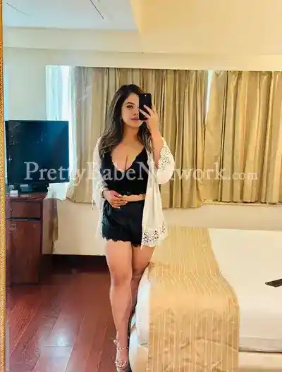 VIP Flight Attendant Airhostess Escort Divyakriti For Exclusive Services