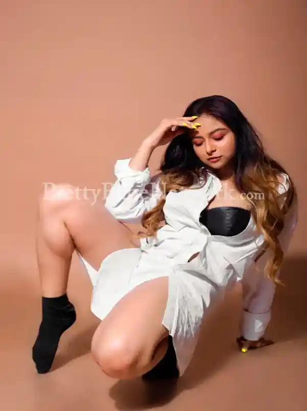 Young Airhostess Escort Girl Vishakha For Adult Services