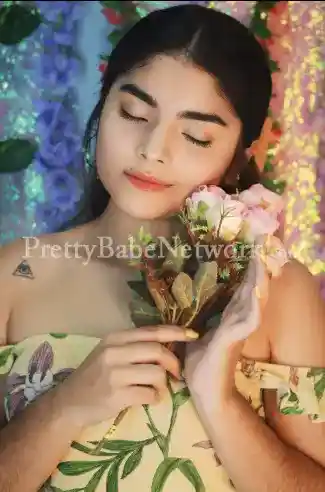 Amrita - College Escort in Mumbai For A Girlfriend Experience