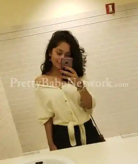 Meet Amrita Singh—An Adorable College Escort Girl for Ideal GFE