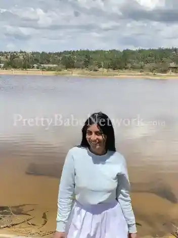 Anusha—College Call Girl in Goregaon for Paid Dating and GFE