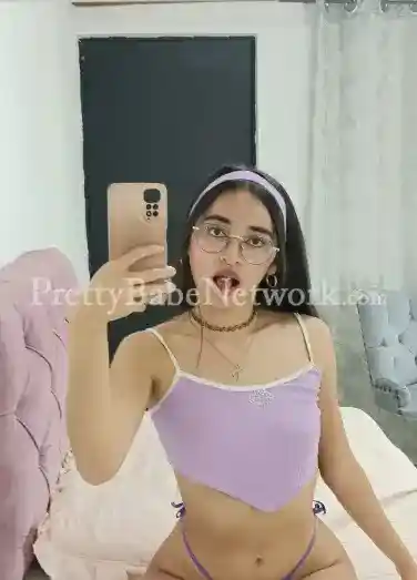 Choose Cute College Girl Deepika for a Flawless GF-Like Experience