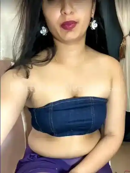 Meet Lakshita: An Independent College escort in Thane, Mumbai for Lovemaking