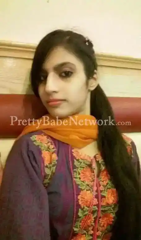 Safina—Muslim College Call Girl Available 24/7 for Hourly Sex Meetups