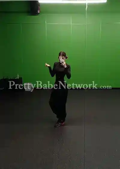 Get the Best Girlfriend Experience With Young College Girl Saumya