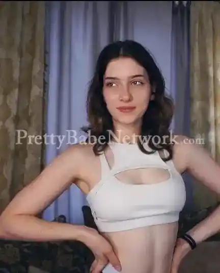 Get the Best Girlfriend Experience With Young College Girl Saumya