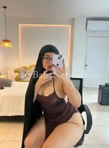 Hot Muslim Hijabi Girl Nusrat - Big Butt Arabic Escort For Sex Night