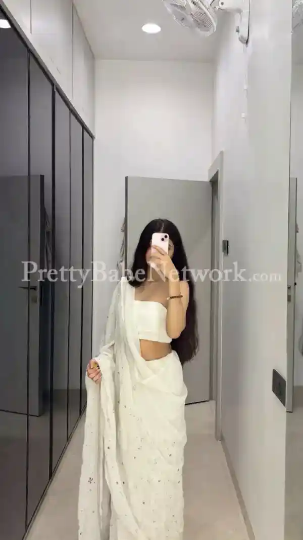 TV Celebrity Escort Akansha for High-Class Services