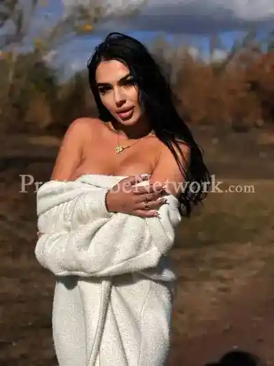 American Adult Film Actress Fiona For Pornstar Experience