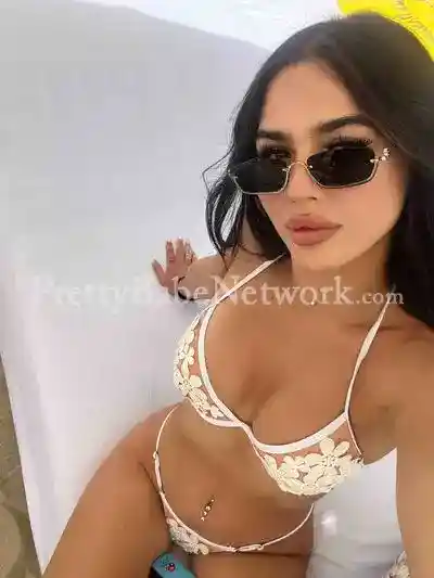 American Adult Film Actress Fiona For Pornstar Experience