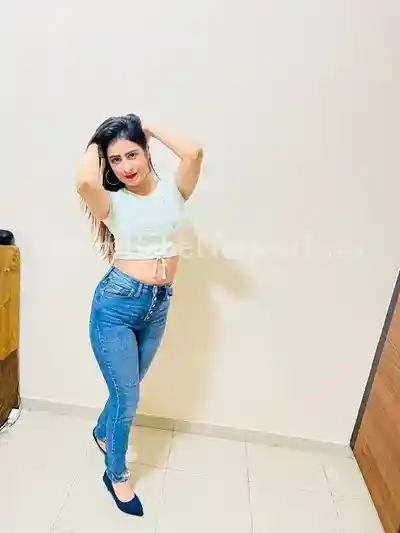 Hire Sexy High Profile Escort Anamika For Sex Night in Mumbai