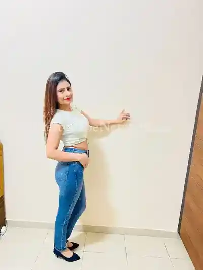 Hire Sexy High Profile Escort Anamika For Sex Night in Mumbai