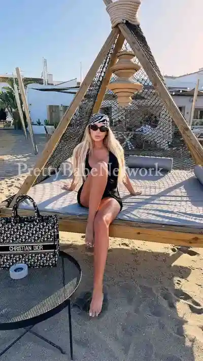 Italian Call Girl Bianca At ITC Maratha 5-Star Hotel For Sex Meet