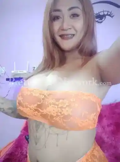 Independent Thai Escort Girl Darinn For High Class Erotic Massages