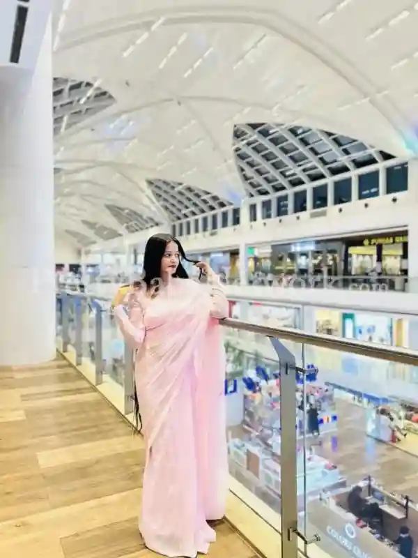 Sanaya Genuine profile only cash payment - Indian escort in Mumbai