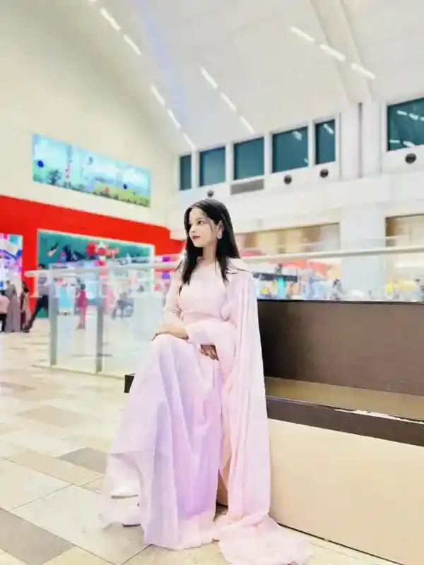 Sanaya Genuine profile only cash payment - Indian escort in Mumbai