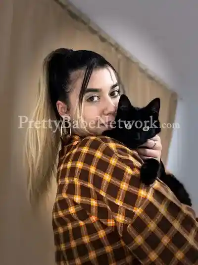 Sofia - High Profile Escort in Dahisar Mumbai For Parties