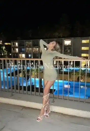 Select Young Australian Escort Harper For Incall Outcall Services