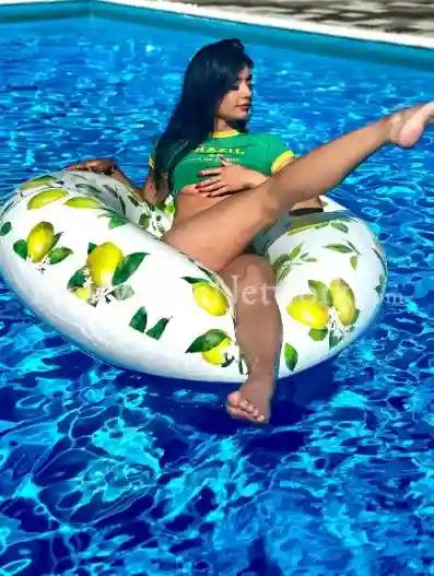 Premium Model Escort Annika—An Epitome of Sexuality and Luxury Dating in Nariman Point, Mumbai