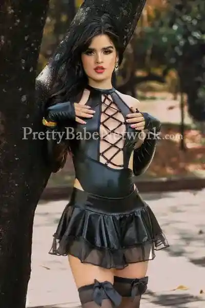 Select Italian Model Giorgia As An Exclusive Escort Companionship