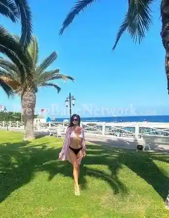 Sexy Ukrainian Lingerie Model Ionna—Escorts in JW Marriott Hotel for Sex Night