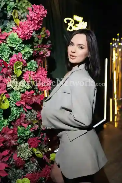 International Erotic Model Janythe As an Escort For an Intimate Evening