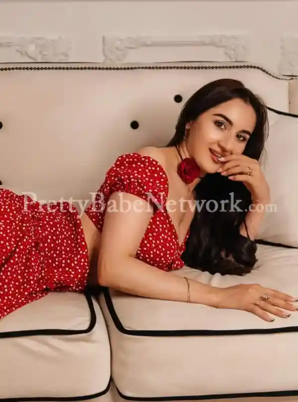 Deluxe Moroccan Model Escort Layla for One-Night Stand in Sea Princess Hotel, Mumbai