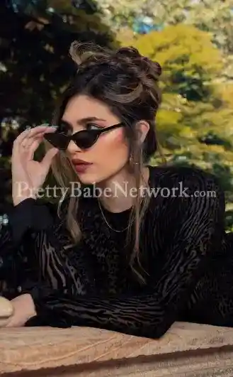 Sexy Fashion Model Escort Prisha For Lustful Services