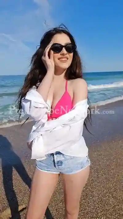 Hot Fitness Model Shweta For Memorable Moments in Beachside