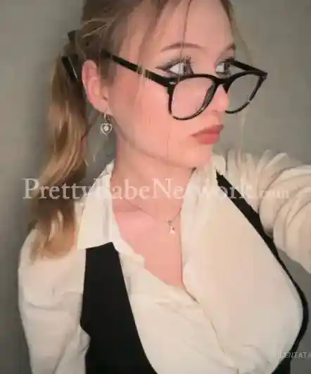 Young Russian Escort Anastasia For Different Sex Services