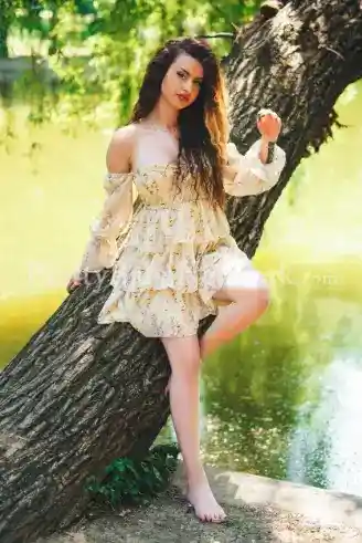 Select Halina, a Multilingual Russian Escort Model, for a Flawless Personal Encounter