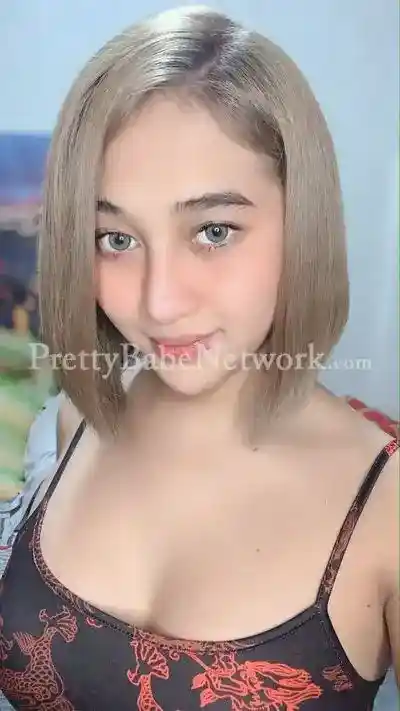 Petite Girl Izolda: Blue Eyed Young Russian Escort for Sensuality