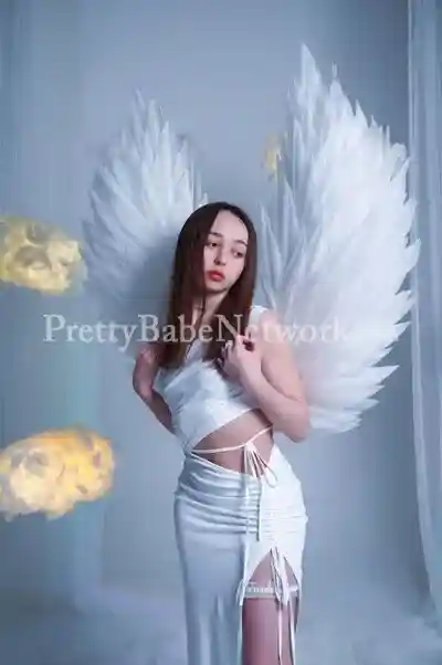 Russian Escort Lyubov for a Unique Erotic Experience