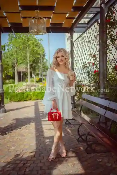 Hire Sasha - a VIP Russian Escort in Vile Parle, Mumbai For Ultimate Sex Mating