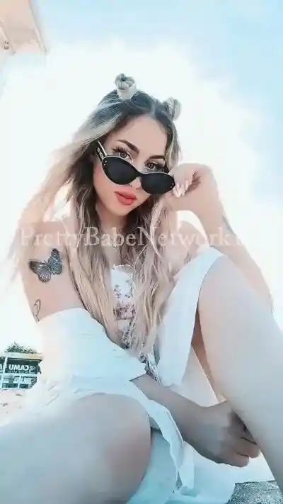 Superhot Russian Call Girl Vera at Mumbai 5-star Hotel Taj Lands End