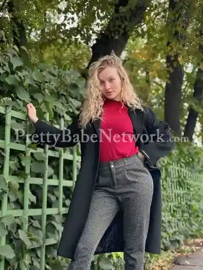 Cute and Sexy Russian Escort Zinaida For Ultimate Level Pleasure