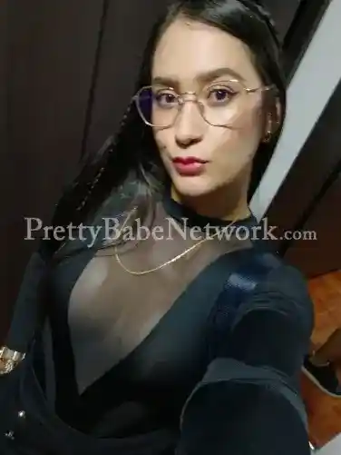 Erotic VIP Escort Anukriti For Intimacy & Discreet Dating