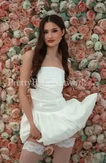 Premium Lady Manpreet: VIP Escort in Mumbai For Royal Clients