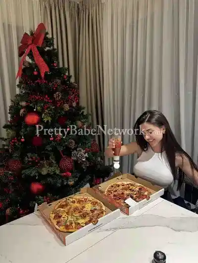 Meet Meetali Mumbai VIP Escort Girl in Andheri As a Girlfriend