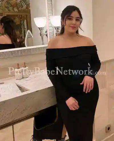 Paridhi - VIP Escort in Juhu for Mesmerizing Touch of Sensuality