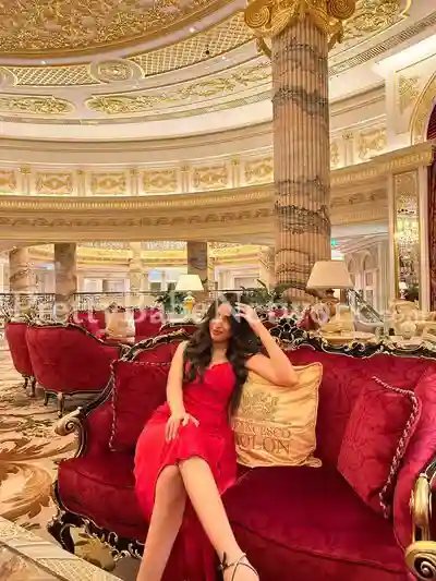 Tanisha - VIP Escort Girl in Powai Mumbai For Romantic Moments