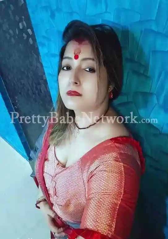 Sexy Bhabhi Aarohi For Unforgettable Sexual Experience