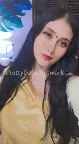 Hot Aunty Kalpana—Seductive Housewife Escort for a Wild Sex Adventure