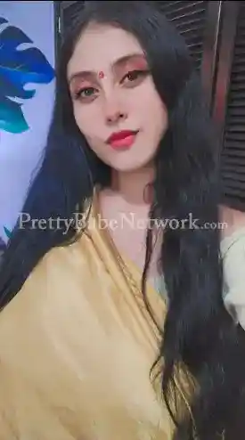 Hot Aunty Kalpana—Seductive Housewife Escort for a Wild Sex Adventure