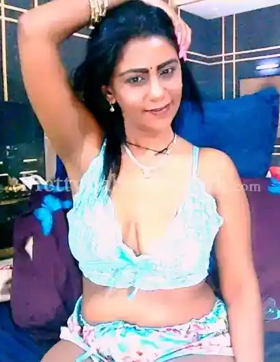 Slim Dusky Housewife Escort Madhuri For BDSM And Hardcore Sex
