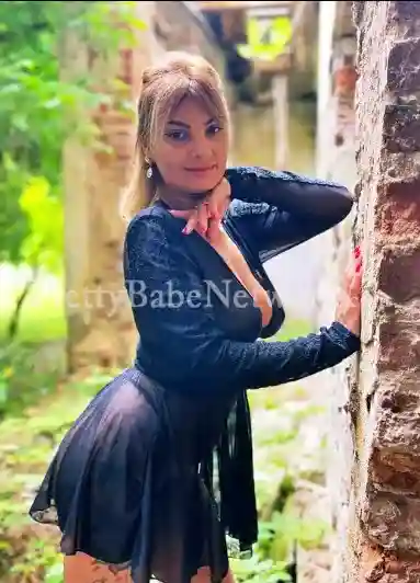 Mature Sri Lankan Woman Manjula For Anamourous Escort Services