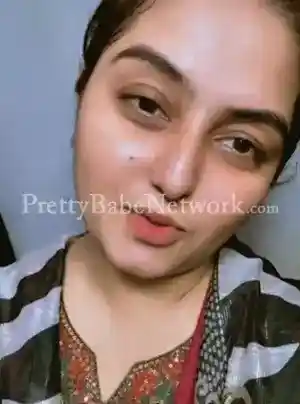 Mature Bhabhi Escort Ruksana For Secret Meeting and Sex