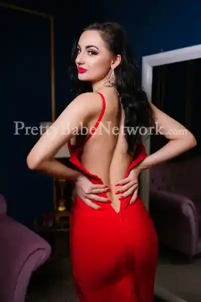 Claire Tall French Escort Girl in Malabar Hill Mumbai
