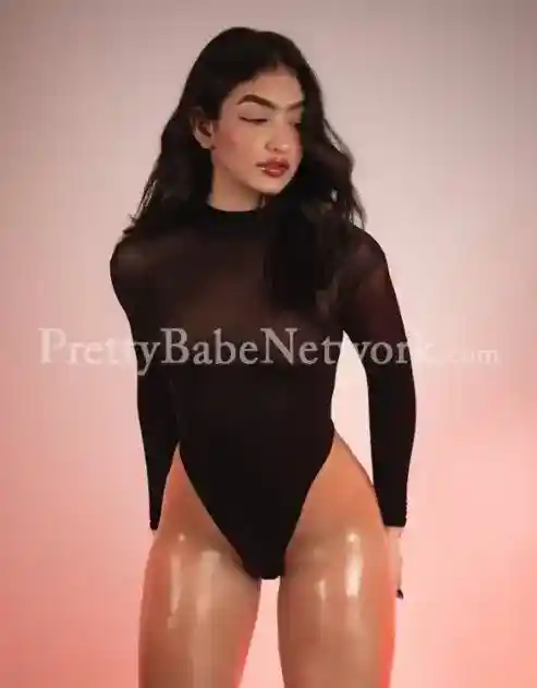 Naughty Nerul Call Girl Nishi—Fit Young Escort for GFE & Personal Meetups