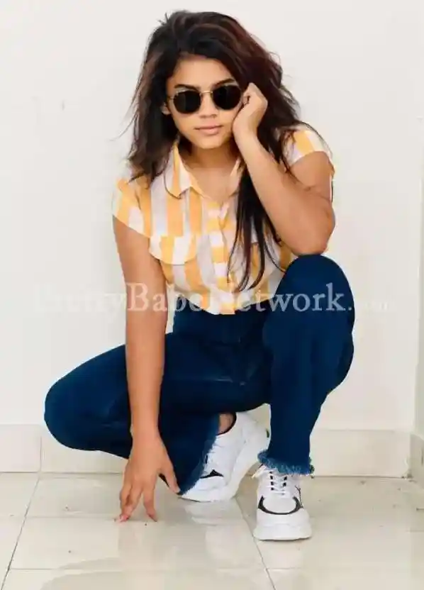 Naughty Girl Puja - Young Escort in Mumbai, Pali Hill For You